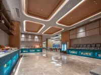 Galactic G-Luxe Hotel - Business