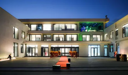 Guanglu Island Yihai · Bieyuan Homestay Отели рядом с достопримечательностью «Guanglu Island»