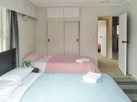 Large Family House 8 Br Foot Locker 주변 호텔
