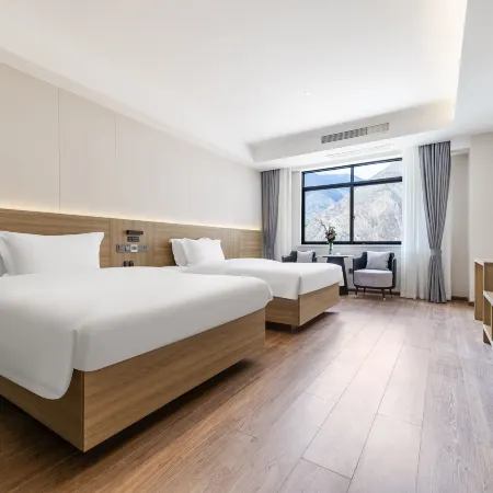 Chawalong Shengxiang Hotel