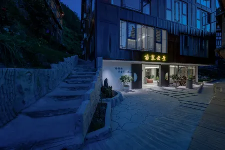 Cloud View Hotel, Xi River Bay, Kowloon Отели рядом с достопримечательностью «No.6 Fengyu Bridge»