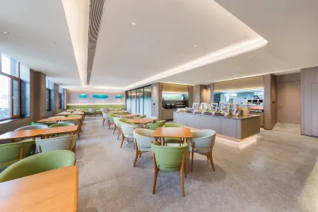 JI Hotel (Ulanqab Qahar Right Middle Banner)