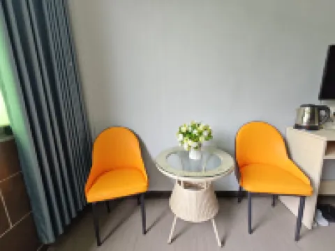 Fuxin Apartment (Puning Shangliao E-commerce Park Store)