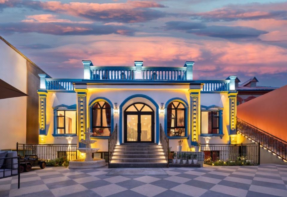 hotel overview picture