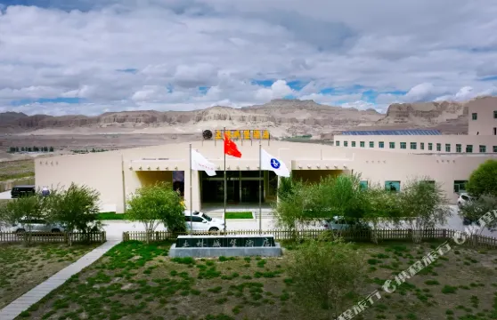 札達土林城堡酒店