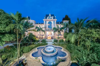 Fairyland Hotel (Xishuangbanna Gasa International Airport Railway Station) Hôtels à : Jinghong