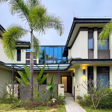 Luhe Shanghu Hot Springs Homestay