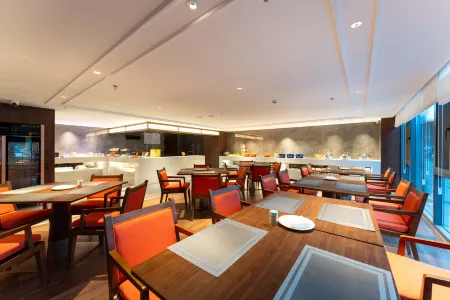 Kaiyuan Mingting Hotel in Nyingchi Отели рядом с достопримечательностью «The World Cypress King Park»