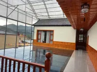 Faraway Home Homestay (Dayugou Scenic Area)