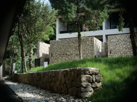 Sanqingshan Cuiwei Hotel Отели рядом с достопримечательностью «West Coast Scenic Area»