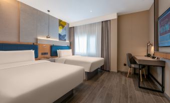 Home Inn Business Hotel(Qingdao Haier Industrial Park Pure Life Journey)