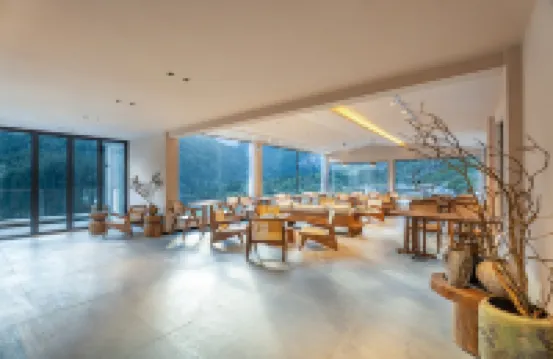 雨崩愈見山·雪山民宿