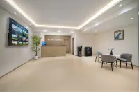 Home Inn Huayi Light Luxury Hotel (Xi'an Xianyang International Airport) - 2-نجوم