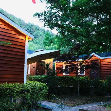 Tianshui Linzhongju Resort Cabin