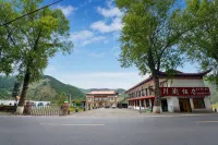 Muya Qingxi Manor - balcon