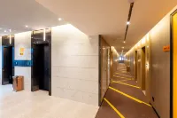 IU Hotel (Libo ancient town store)