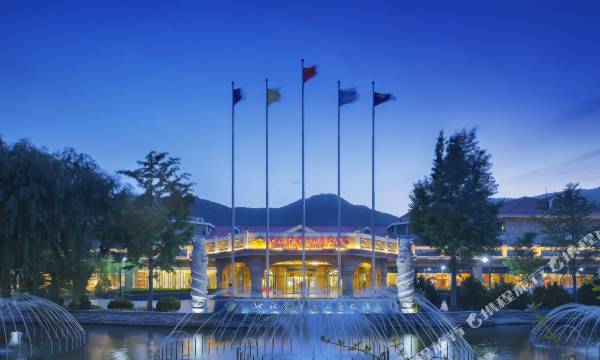 Fragrant Hill Empark Hotel