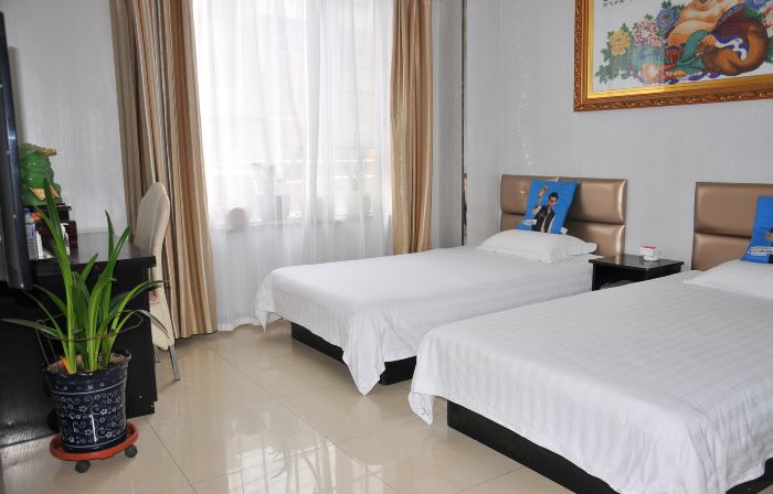 Luohe Haoting Business Hotel