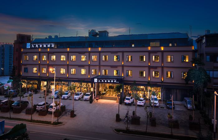 Puer Jiusi Suyuan Hotel