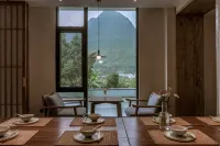 Secluded Garden Hotels in Xingyi