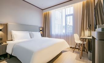 HanTing Hotel (Dongfanghong Plaza Pingliang Road, Lanzhou)