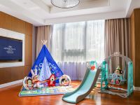 上海颖奕皇冠假日酒店 - 大嘴猴主题高级套房