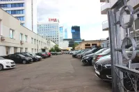 Hotel Yubileiny - parking
