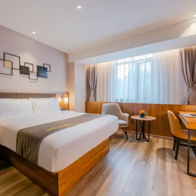 Home Inn Select Hotel (Shanghai Lujiazui Software Park, Pu Road Subway Station) Hotels near Shanghai Science and Technology Museum