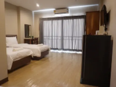 ชมพู นครินทร์ อพาร์ตเมนต์ โรงแรมในตรัง