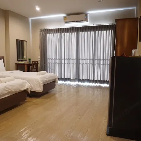 Chompu Nakarin Apartment