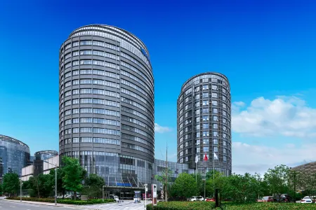 Days Hotel Suzhou Отели рядом с достопримечательностью «Soochow University(Yangchenghu Campus)»