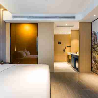 Shengzhou Atour Hotel Rooms