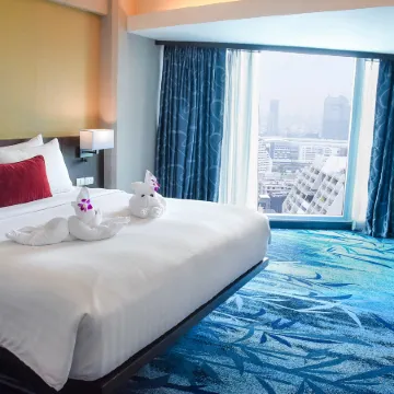 Ambassador Hotel Bangkok Отели рядом с достопримечательностью «Торговый центр Terminal 21»