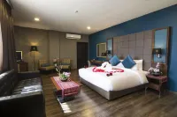 Goldenbay Hotel