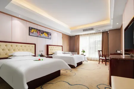 Huaying Wanrun Hotel Отели в г. Цэньси