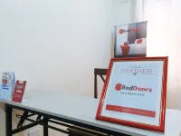 RedDoorz @ Western Highway Lodge Hotel Hotels in Samar