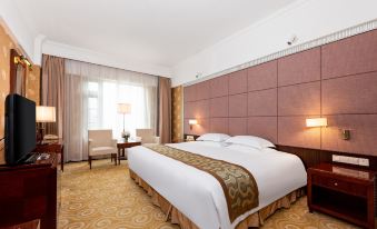 Hubei East Lake HotelOver view