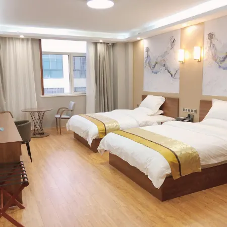 Fuyuan Business Hotel (Fei County Institute of Technology)