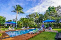 The Black Pearl Beachside Apartments Hotels in Ngatangiia