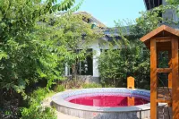 Yijiangnan Hotel - Hot Springs