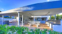 Alex Beach Cabins and Tourist Park Hotels in Alexandra Headland