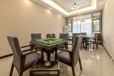 Hongya Danjinglou Hotel Отели рядом с достопримечательностью «Gaomiao Ancient Town»