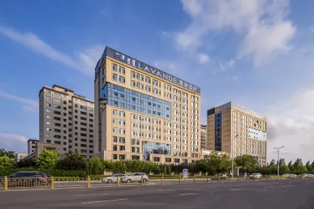 Lavande Hotel Ulanhot Union Office Wanda Plaza