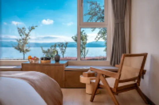 Dali Floating Residential Area Sea view courtyard