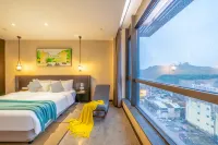 Circle Art Hotel