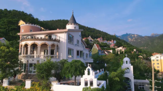 Laoshan Swan Castle Hot-spring Health Preservation Holiday (Qingdao Laoshan Scenic Area Store) Hotels near Laoshan Mountain