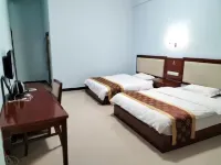Qiubei Zhenyuan Business Hotel