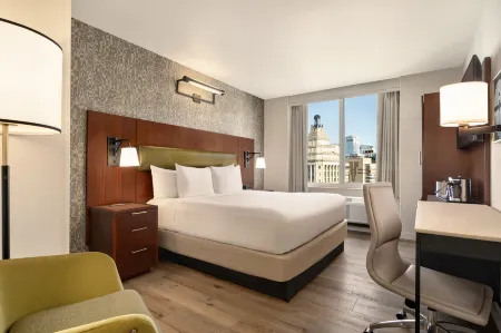 DoubleTree by Hilton New York Downtown