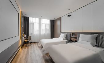 Towo Shangpin Hotel (Hanzhong Central Plaza high speed railway station store)