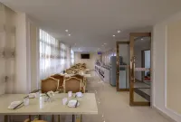 Vienna Hotel (Pingnan Central Plaza store)
